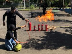 PLN Icon Plus Tingkatkan Budaya Keselamatan Kerja Lewat Simulasi Kebakaran dan Edukasi K3