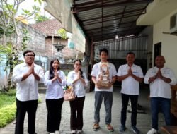 Pererat Hubungan dengan Pelanggan, PLN Icon Plus Bagikan Parcel Galungan & Kuningan