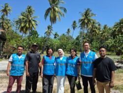 PLN Icon Plus KP NTT Salurkan Bantuan Internet dan Sembako di Desa Pukdale untuk Dukung SDG 2 Tanpa Kelaparan